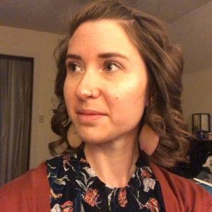 Meet your Posher, Hannah